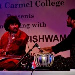 Toumani Diabate and Pt.Vishwamohan Bhatt at Mount Carmel College